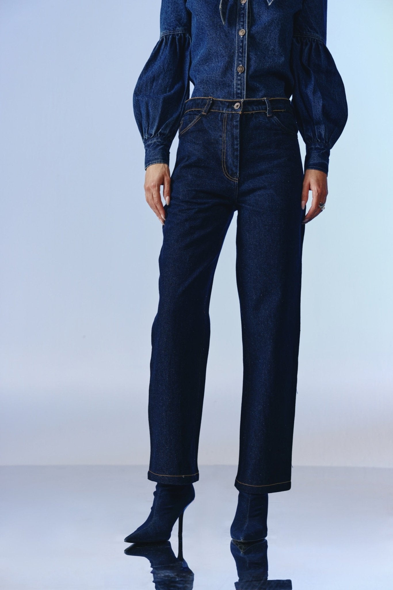 Crown Denim Jeans - quietBold