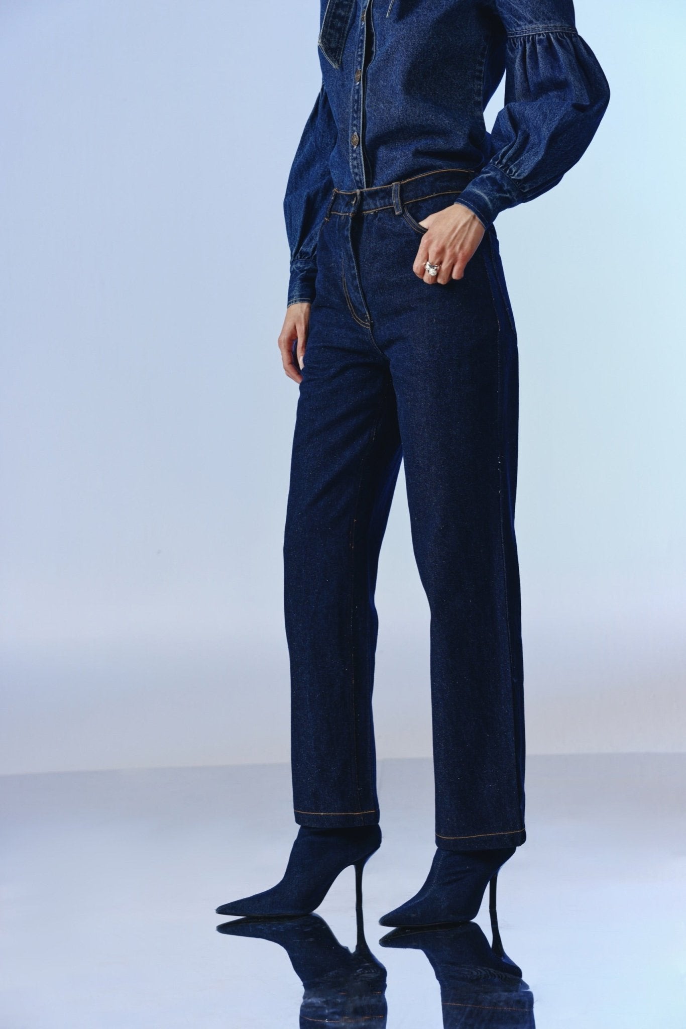 Crown Denim Jeans - quietBold