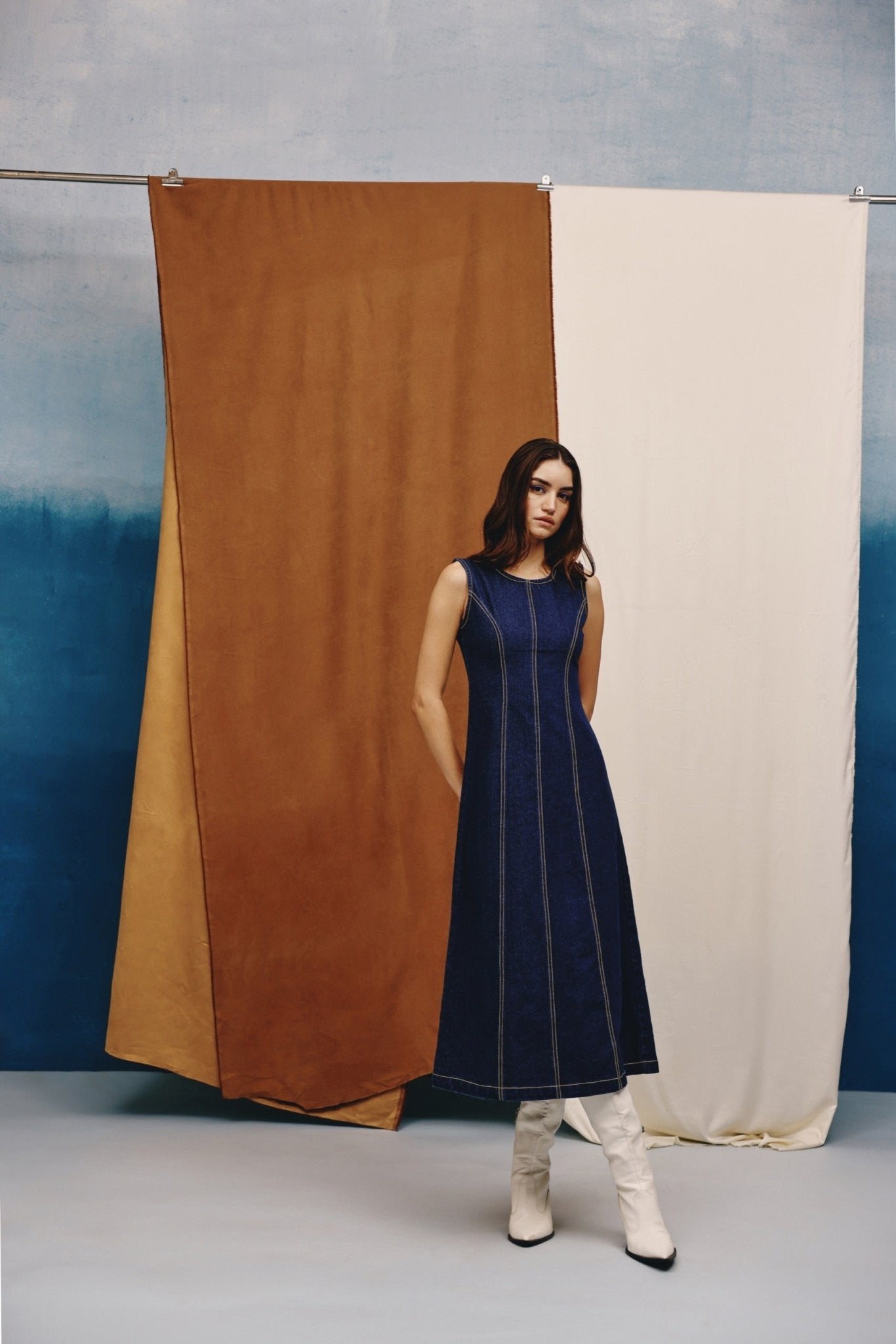 Silent Statement Midi Dress - quietBold